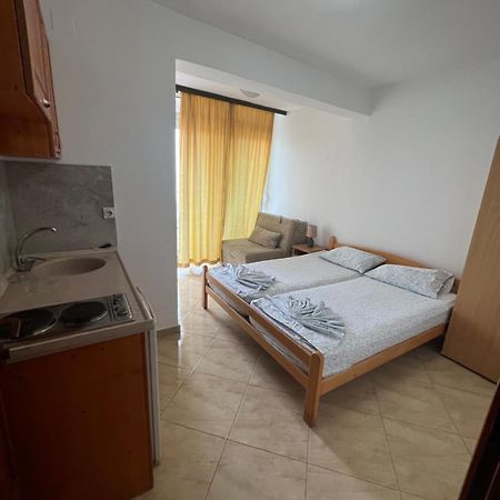 Sand And Sea Apartments Ulcinj Exterior foto